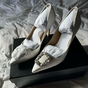 BADGLEY MISCHKA Cher Pointed Toe Evening Pump Size 7.5